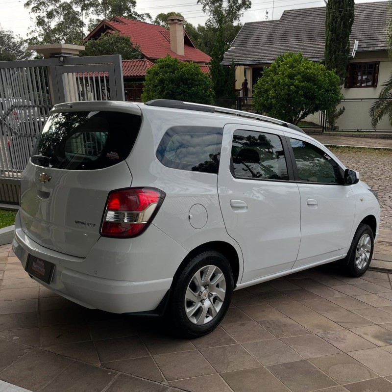 SPIN 1.8 LTZ 8V FLEX 4P AUTOMÁTICO - 2014 - NOVA PETRóPOLIS