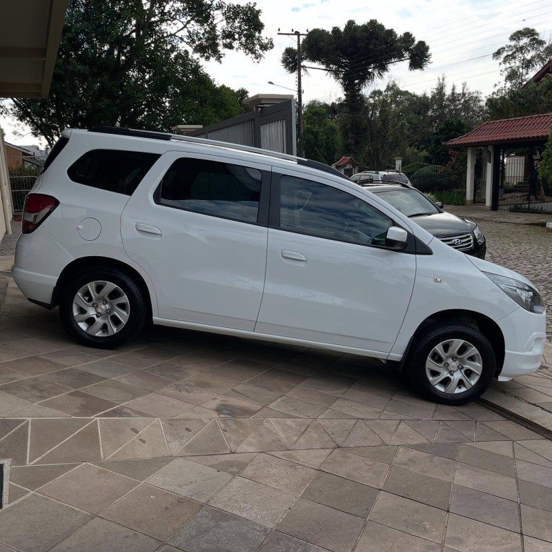 SPIN 1.8 LTZ 8V FLEX 4P AUTOMÁTICO - 2014 - NOVA PETRóPOLIS