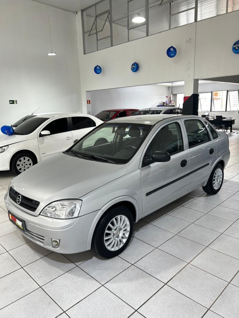 corsa 1.8 mpfi sedan 8v gasolina 4p manual 2003 caxias do sul