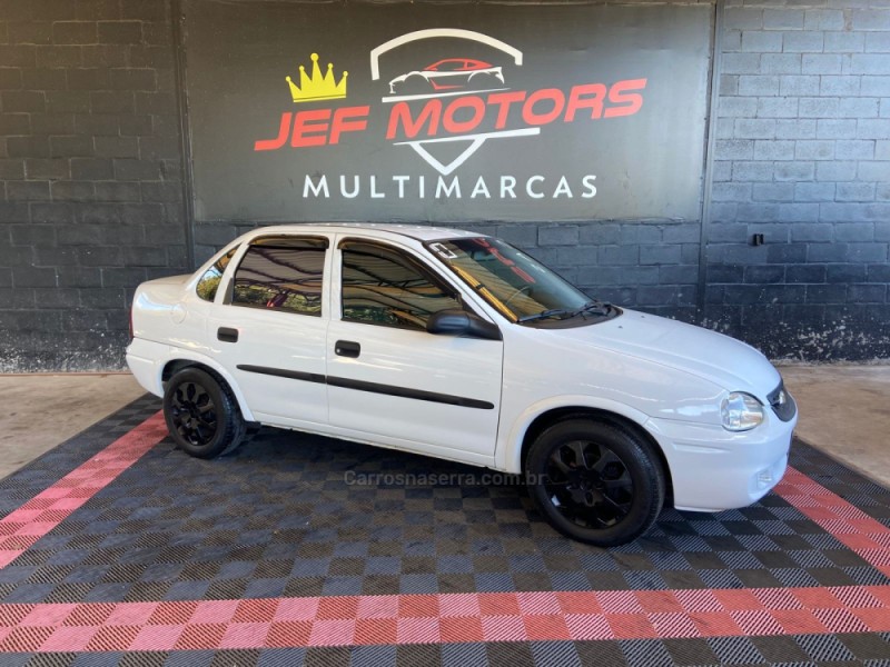 CORSA 1.0 MPFI CLASSIC SEDAN LIFE 8V FLEX 4P MANUAL - 2010 - CAXIAS DO SUL
