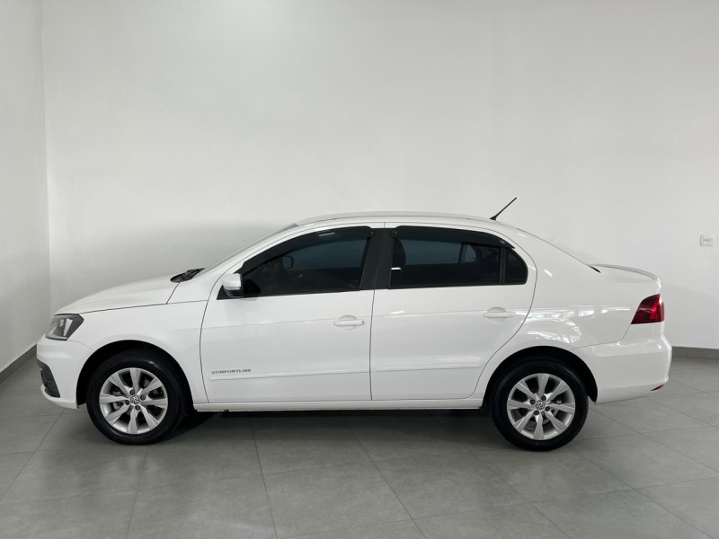 VOYAGE 1.6 MI COMFORTLINE 8V FLEX 4P MANUAL - 2017 - FARROUPILHA