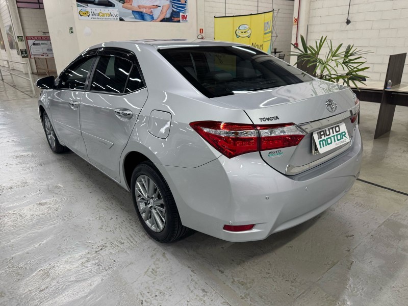 COROLLA 2.0 XEI 16V FLEX 4P AUTOMÁTICO - 2017 - CAXIAS DO SUL