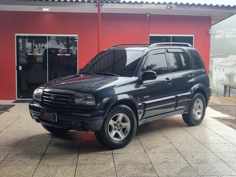 tracker 2.0 4x4 16v gasolina 4p manual 2009 caxias do sul