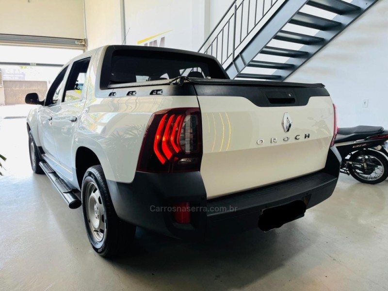DUSTER OROCH 1.6 16V FLEX EXPRESSION 4P MANUAL - 2022 - SAPUCAIA DO SUL