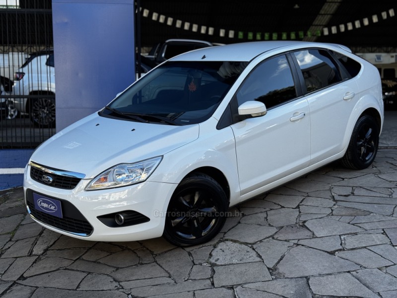 FOCUS 1.6 GLX 16V FLEX 4P MANUAL