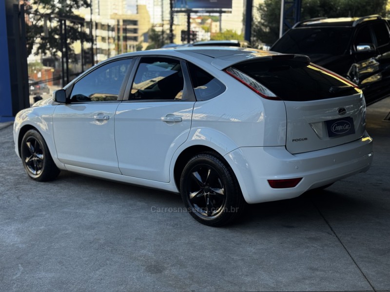 FOCUS 1.6 GLX 16V FLEX 4P MANUAL - 2013 - CAXIAS DO SUL