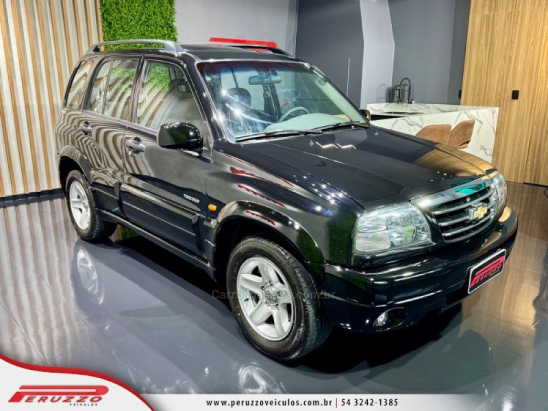 TRACKER 2.0 4X4 8V GASOLINA 4P MANUAL - 2009 - NOVA PRATA