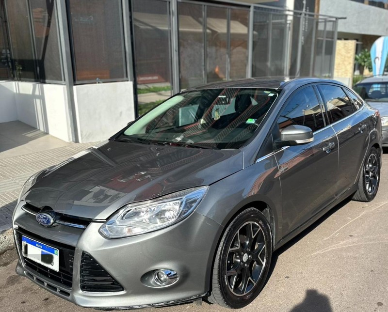 FOCUS 2.0 TITANIUM SEDAN 16V FLEX 4P AUTOMÁTICO - 2014 - CAXIAS DO SUL