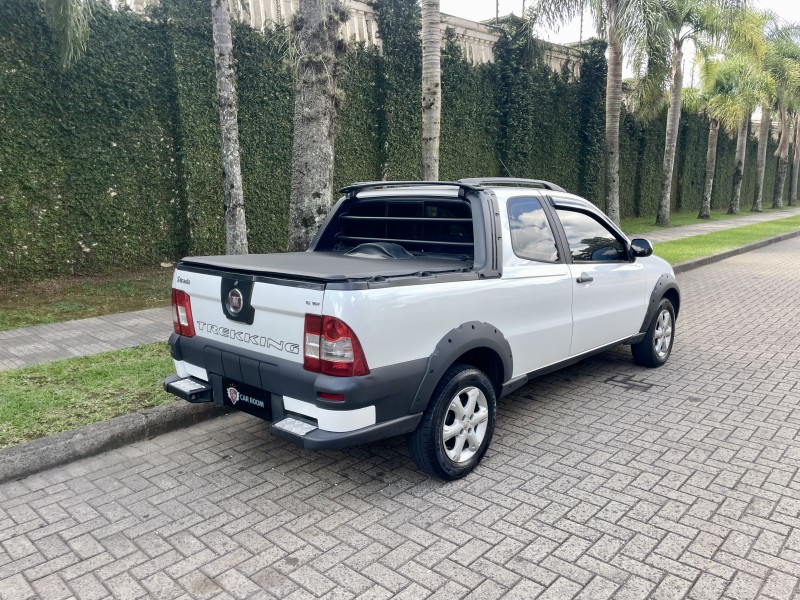 STRADA 1.6 MPI TREKKING CD 16V FLEX 2P MANUAL - 2013 - CAXIAS DO SUL