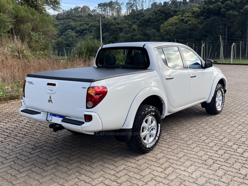 L200 TRITON 3.2 HPE 4X4 CD 16V TURBO INTERCOOLER DIESEL 4P AUTOMÁTICO - 2013 - NOVA BASSANO