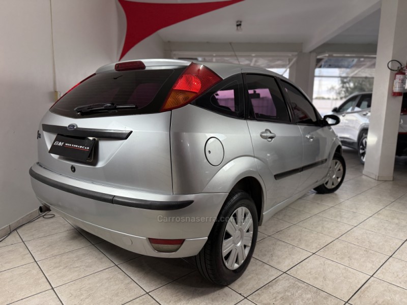 FOCUS 1.6 GL 16V FLEX 4P MANUAL - 2007 - GUAPORé