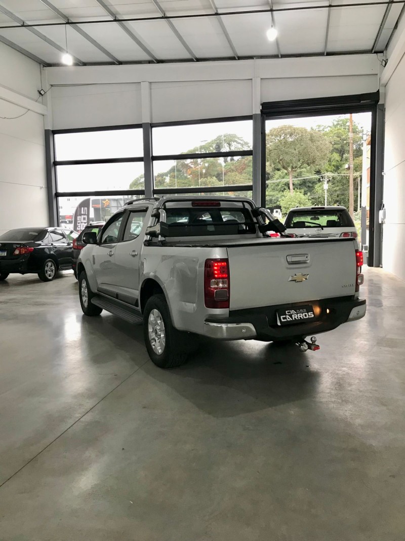 S10 2.4 LTZ 4X2 CD 8V FLEX 4P MANUAL - 2014 - LAJEADO