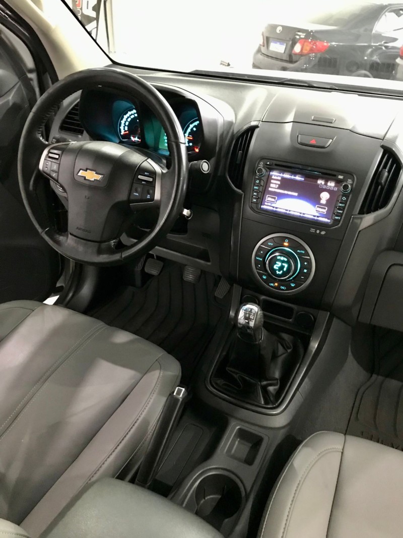S10 2.4 LTZ 4X2 CD 8V FLEX 4P MANUAL - 2014 - LAJEADO