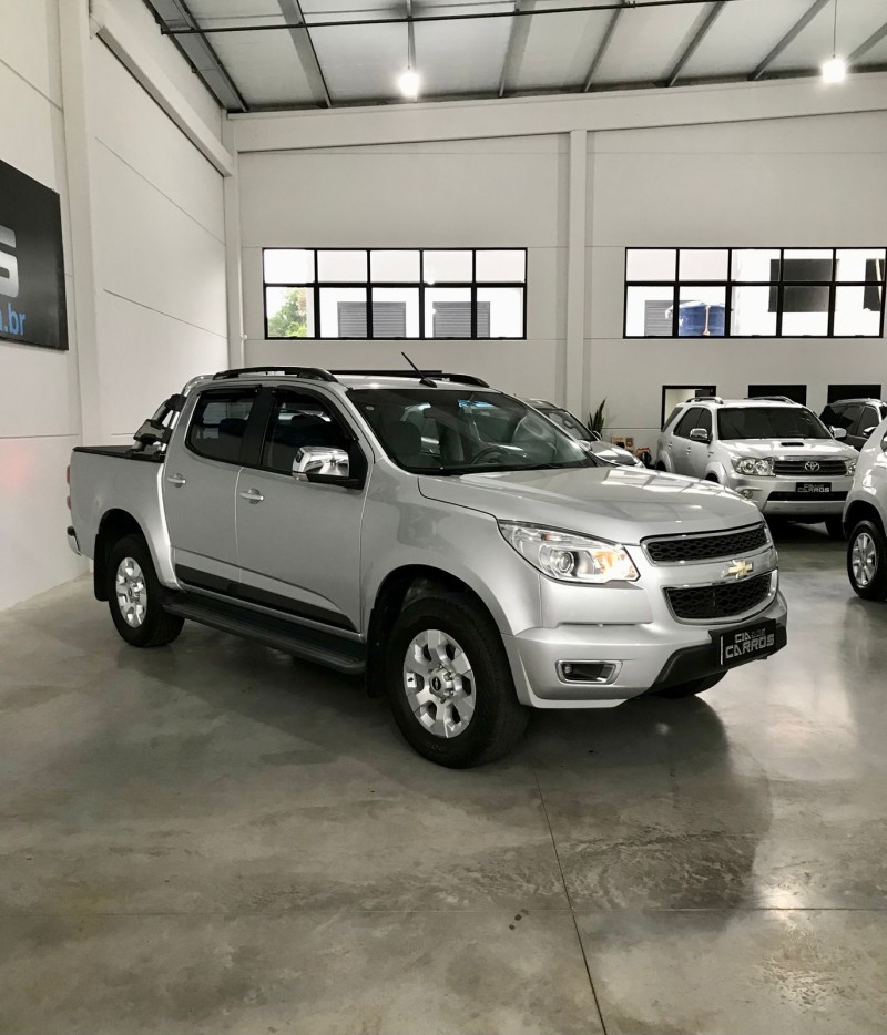 S10 2.4 LTZ 4X2 CD 8V FLEX 4P MANUAL - 2014 - LAJEADO