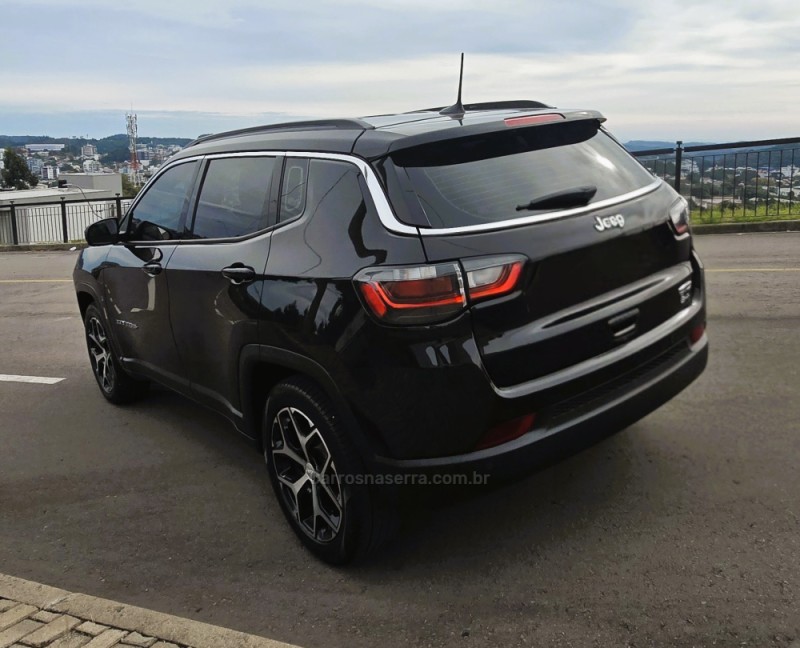 COMPASS 1.3 LONGITUDE T270 16V TURBO 4X2 FLEX 4P AUTOMÁTICO - 2025 - BENTO GONçALVES