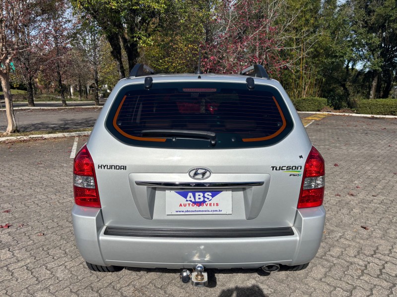 TUCSON 2.0 MPFI GLS BASE 16V 143CV 2WD FLEX 4P AUTOMÁTICO - 2015 - CAXIAS DO SUL