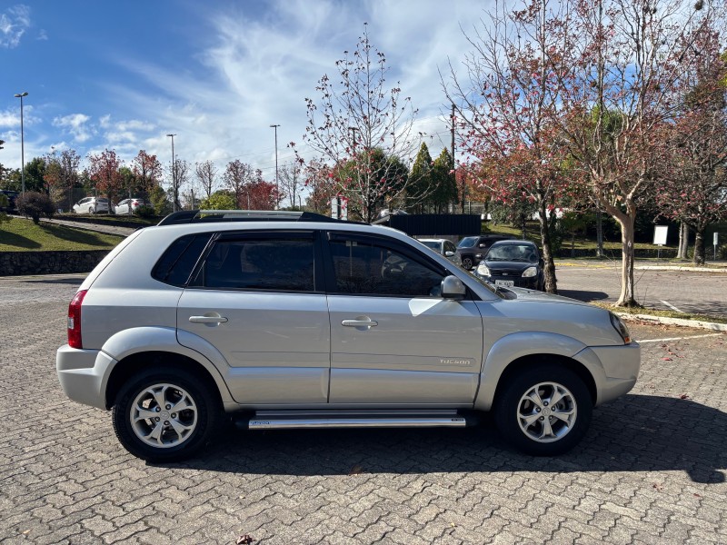 TUCSON 2.0 MPFI GLS BASE 16V 143CV 2WD FLEX 4P AUTOMÁTICO - 2015 - CAXIAS DO SUL