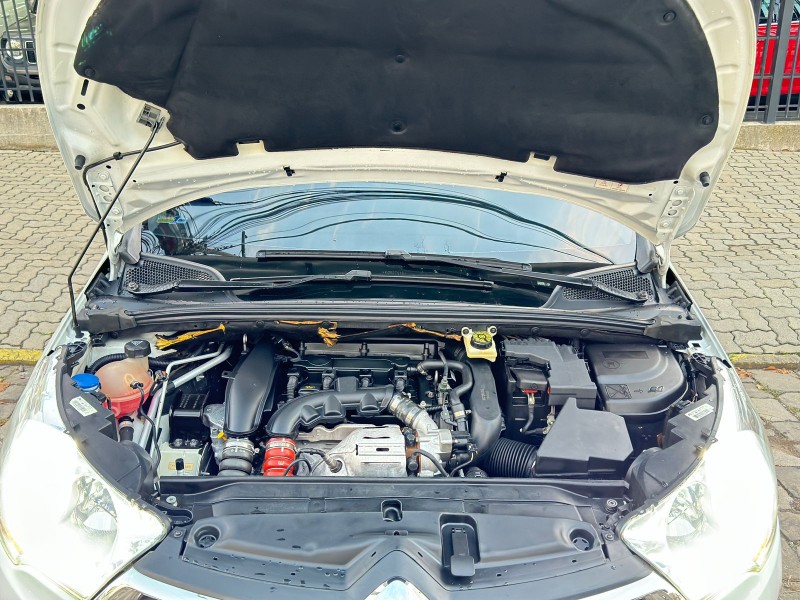 C4 LOUNGE 1.6 EXCLUSIVE 16V TURBO FLEX 4P AUTOMÁTICO - 2015 - CAXIAS DO SUL