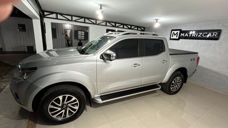 FRONTIER 2.3 LE 4X4 CD BI TURBO DIESEL 4P AUTOMÁTICO - 2022 - CANELA