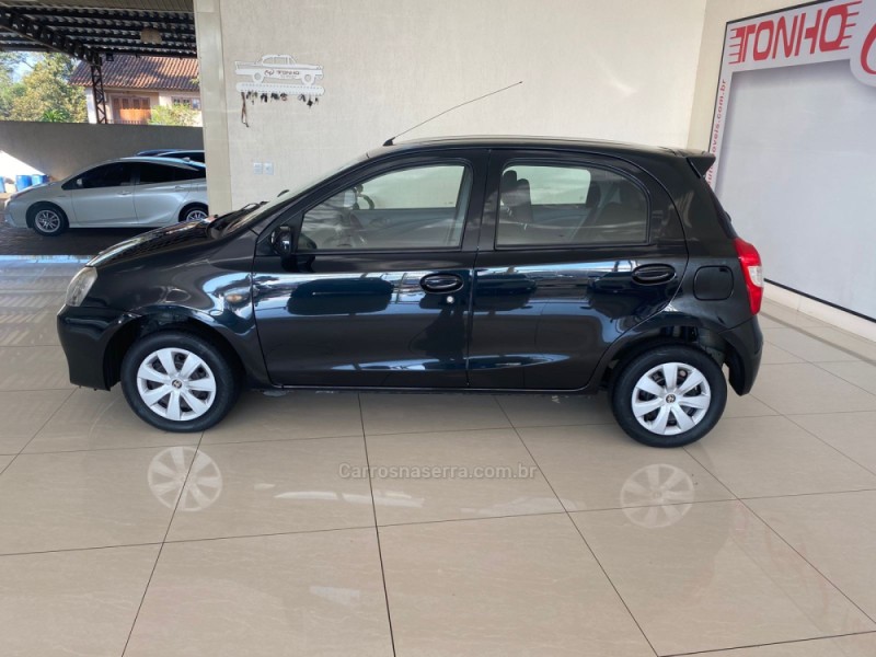 ETIOS 1.3 XS 16V FLEX 4P MANUAL - 2013 - LAJEADO