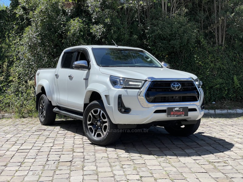 hilux 2.8 srx plus 4x4 cd turbo diesel 4p automatico 2024 farroupilha