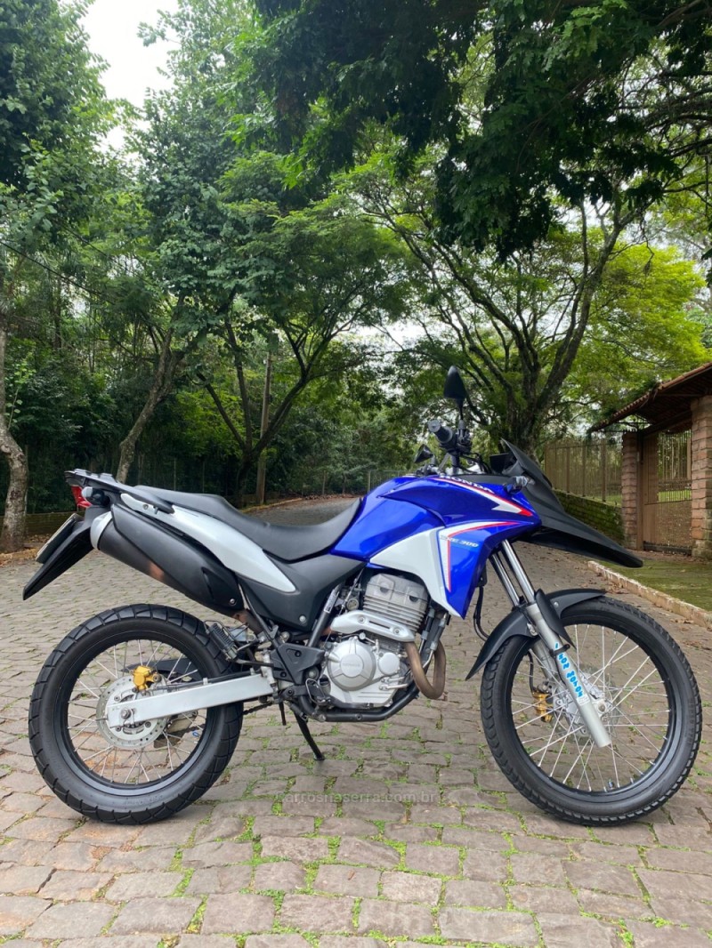XRE 300  - 2014 - LAJEADO