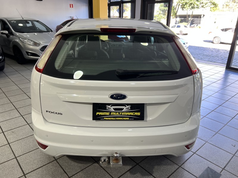 FOCUS 1.6 GLX 8V GASOLINA 4P MANUAL - 2013 - CAXIAS DO SUL