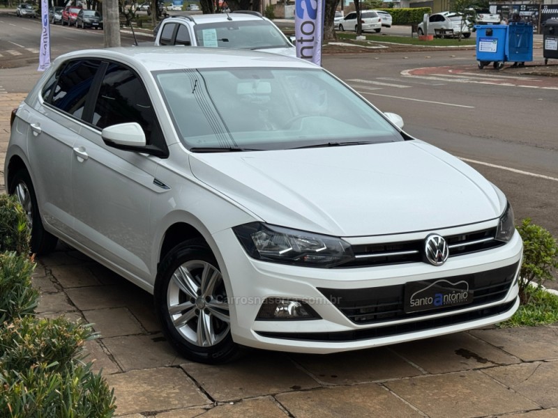 POLO 1.0 TSI COMFORTLINE 12V FLEX 4P AUTOMÁTICO - 2018 - LAGOA VERMELHA