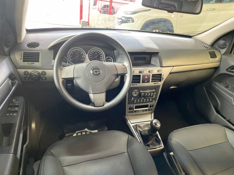 VECTRA 2.0 MPFI GT HATCH 8V FLEX 4P MANUAL - 2008 - CAXIAS DO SUL