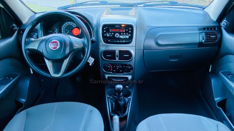 PALIO 1.4 MPI ATTRACTIVE WEEKEND 8V FLEX 4P MANUAL - 2017 - DOIS IRMãOS