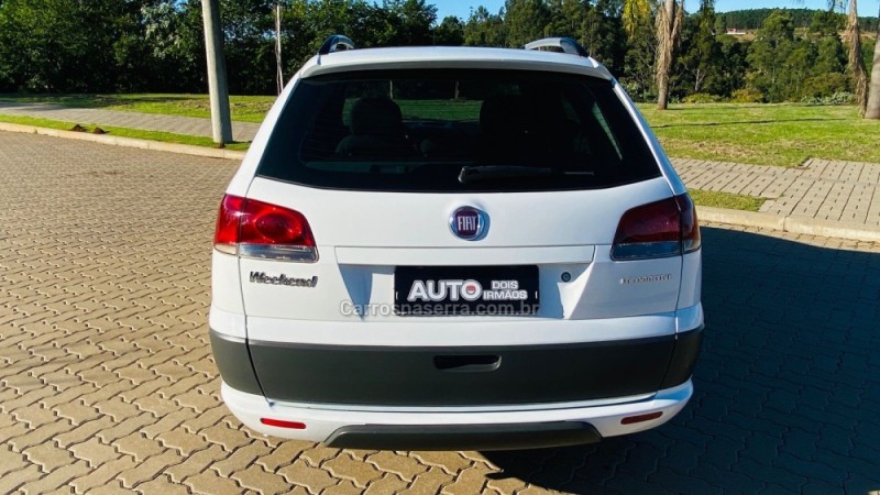 PALIO 1.4 MPI ATTRACTIVE WEEKEND 8V FLEX 4P MANUAL - 2017 - DOIS IRMãOS