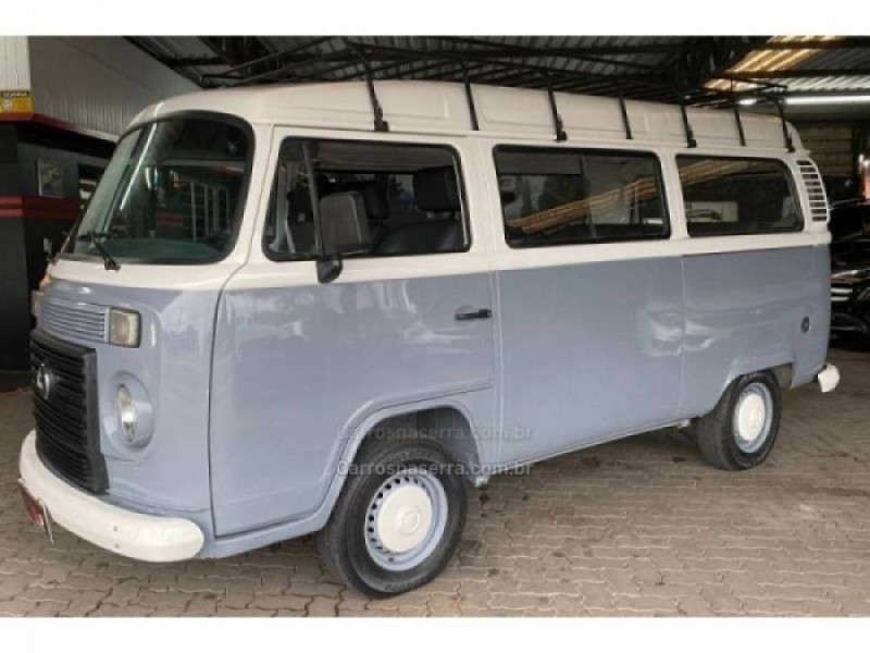 KOMBI 1.4 MI STD LOTAÇÃO 8V FLEX 3P MANUAL - 2014 - CAXIAS DO SUL