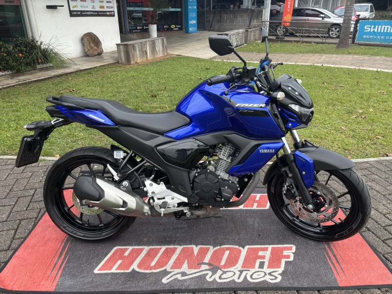 FAZER FZ15 ABS - 2023 - FELIZ