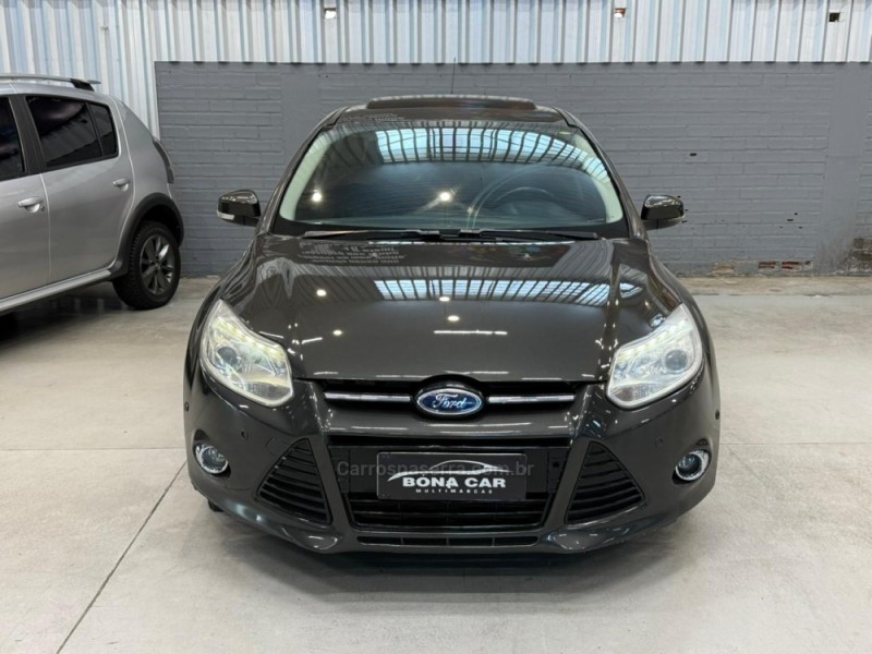 FOCUS 2.0 TITANIUM PLUS SEDAN 16V FLEX 4P AUTOMÁTICO - 2015 - CAXIAS DO SUL