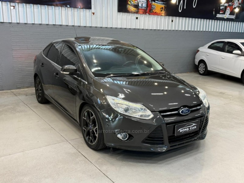 FOCUS 2.0 TITANIUM PLUS SEDAN 16V FLEX 4P AUTOMÁTICO - 2015 - CAXIAS DO SUL