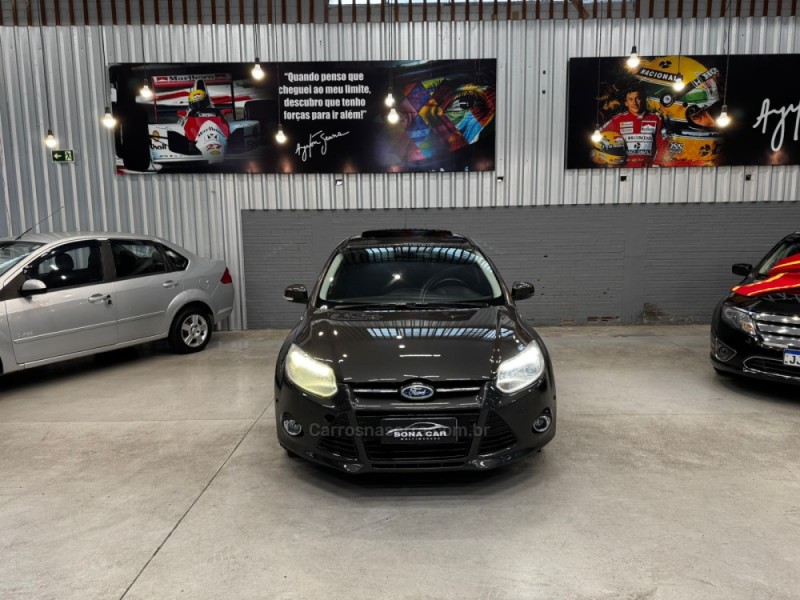 FOCUS 2.0 TITANIUM PLUS SEDAN 16V FLEX 4P AUTOMÁTICO - 2015 - CAXIAS DO SUL