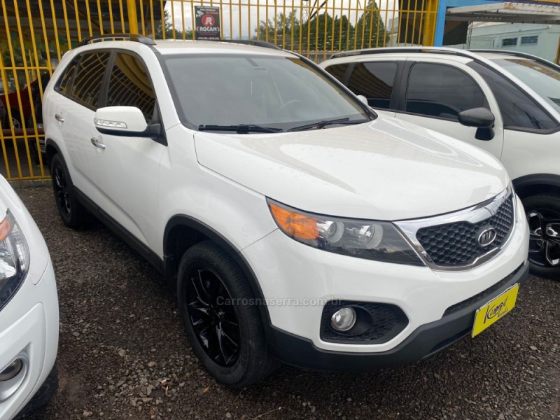 SORENTO 2.4 EX 4X2 16V GASOLINA 4P AUTOMÁTICO - 2012 - SAPIRANGA