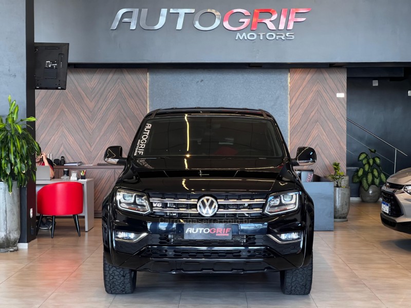 AMAROK 3.0 V6 TDI HIGHLINE CD DIESEL 4MOTION AUTOMÁTICO - 2019 - CAMPO BOM