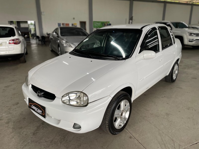 CORSA 1.6 MPFI CLASSIC SEDAN 8V GASOLINA 4P MANUAL