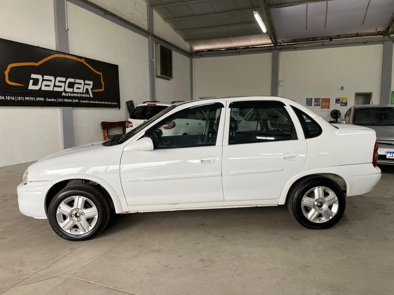 CORSA 1.6 MPFI CLASSIC SEDAN 8V GASOLINA 4P MANUAL - 2003 - BOM PRINCíPIO