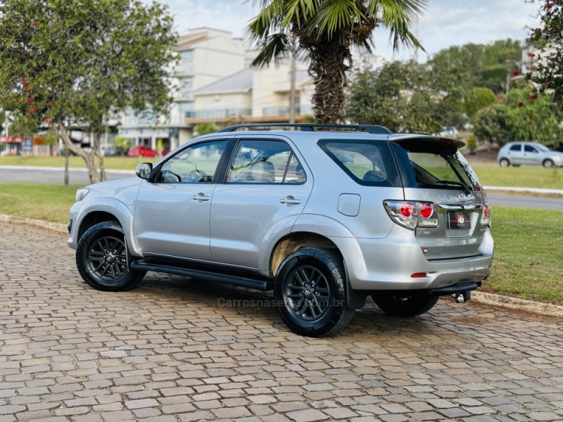 HILUX SW4 3.0 SRV 4X4 16V TURBO INTERCOOLER DIESEL 4P AUTOMÁTICO - 2015 - CASCA