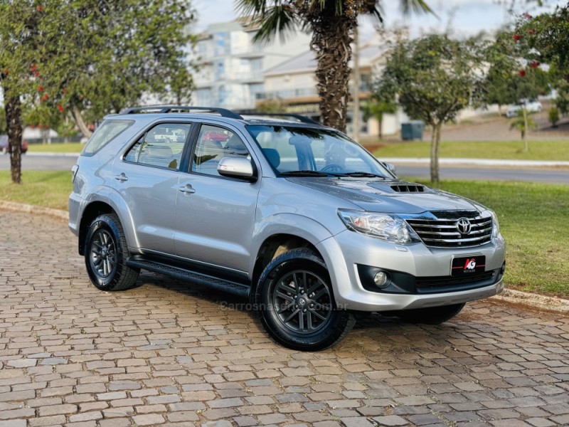 HILUX SW4 3.0 SRV 4X4 16V TURBO INTERCOOLER DIESEL 4P AUTOMÁTICO - 2015 - CASCA