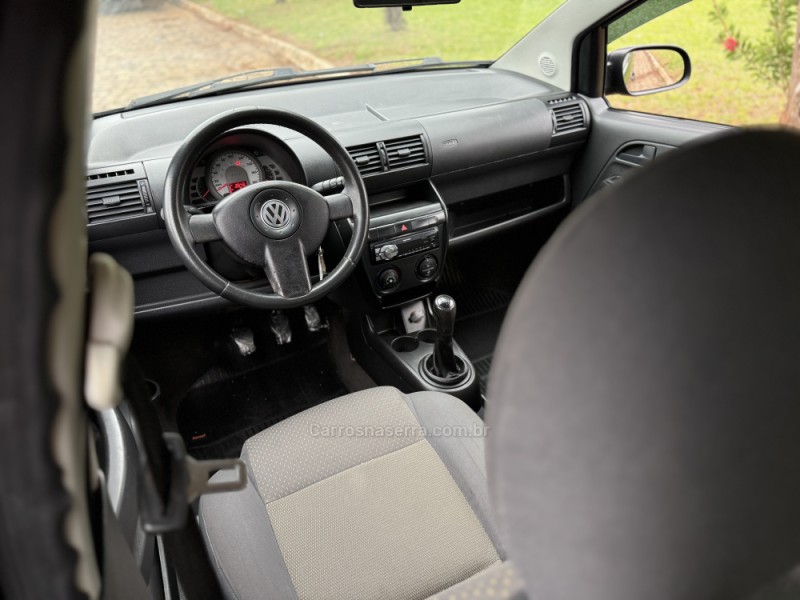 FOX 1.0 MI 8V FLEX 4P MANUAL - 2009 - CASCA