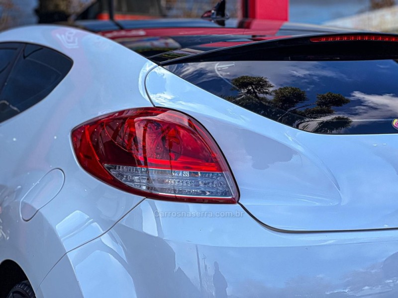 VELOSTER 1.6 16V GASOLINA 3P AUTOMÁTICO - 2012 - CANELA