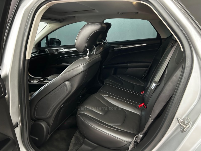 FUSION 2.0 TITANIUM GTDI ECOBOOST FWD GASOLINA 4P AUTOMÁTICO - 2015 - CAXIAS DO SUL