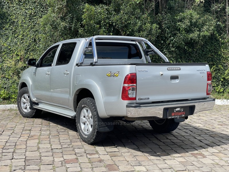 HILUX 2.7 SRV 4X4 CD 16V FLEX 4P AUTOMÁTICO - 2013 - FARROUPILHA
