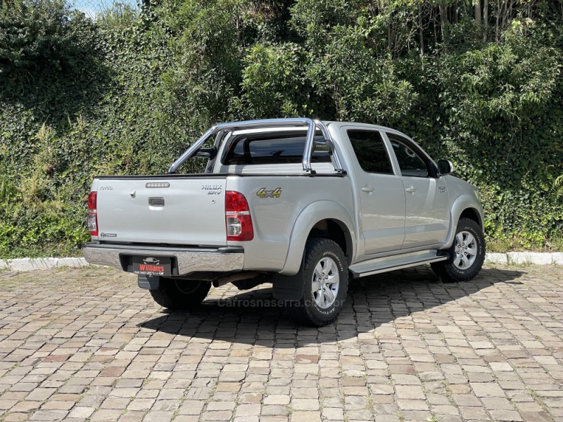 HILUX 2.7 SRV 4X4 CD 16V FLEX 4P AUTOMÁTICO - 2013 - FARROUPILHA