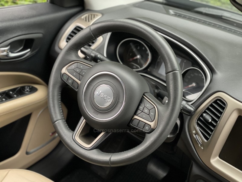COMPASS 2.0 16V FLEX LONGITUDE AUTOMÁTICO - 2017 - FARROUPILHA