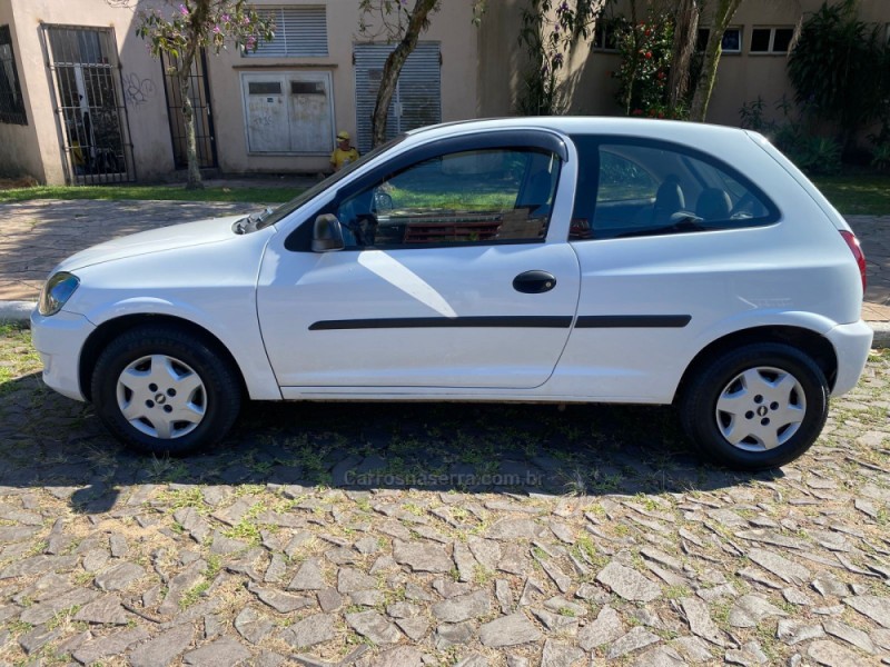 CELTA 1.0 MPFI 8V GASOLINA 2P MANUAL - 2010 - SAPIRANGA