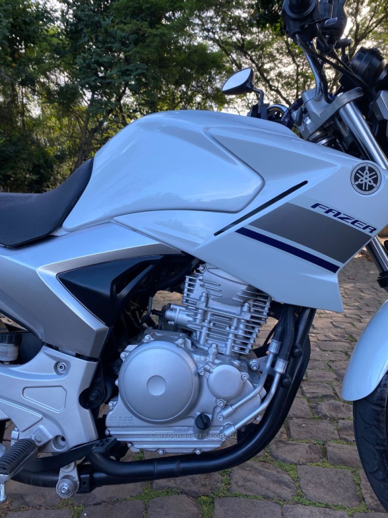 FAZER YS 250 - 2014 - LAJEADO